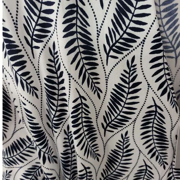 Preston & York Sydney Front Tie Jersey Short Sleeve V Neck Dress/Navy Leaf - XXL - Picture 4 of 5